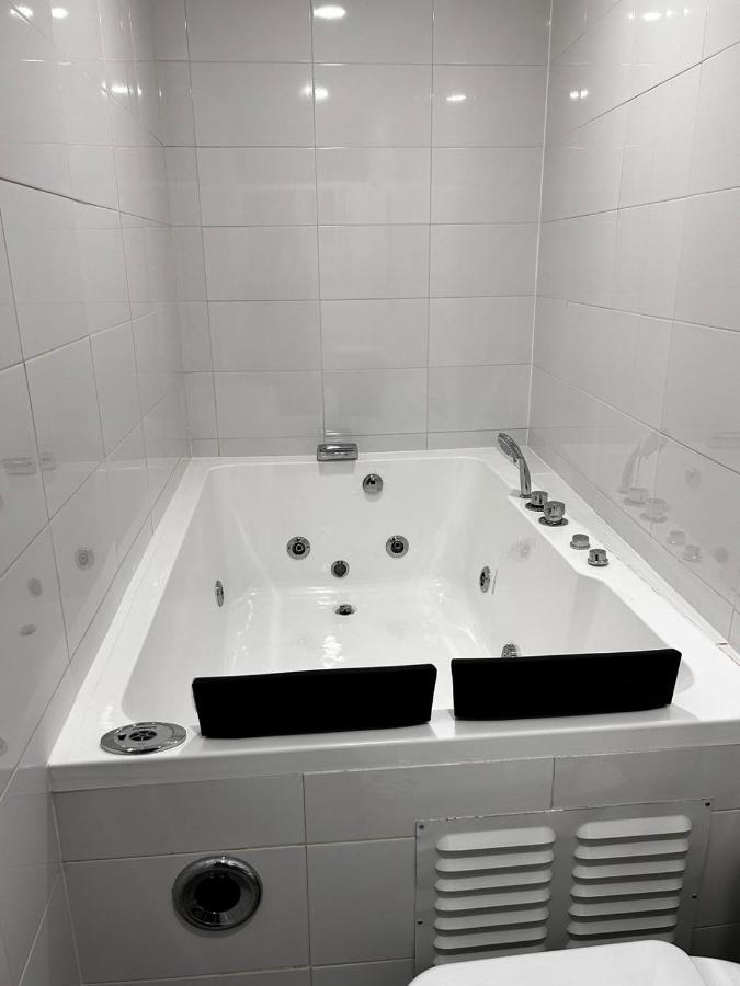#2# Apartamento Jacuzzi Xl Sevilla Centro Exteriér fotografie